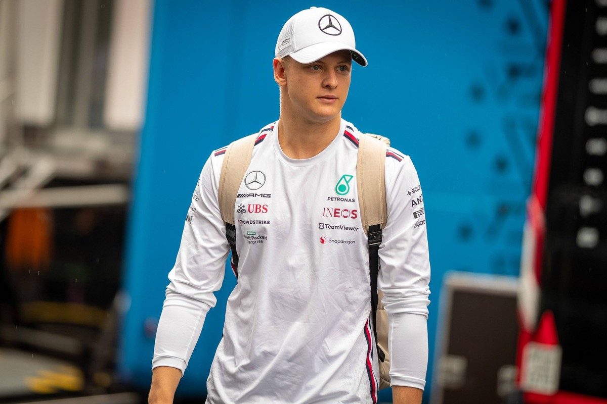 01.07.2023, Red Bull Ring, Spielberg, AUT, FIA, Formel 1, Grosser Preis von Österreich, Sprint shoot out, im Bild Mick Schumacher GER, Testfahrer Mercedes // during sprint shoot out before the sprint  ...