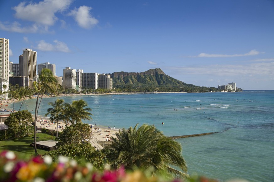 Waikiki Beach, Diamond Head, Oahu, Hawaii PUBLICATIONxINxGERxSUIxAUTxONLY Copyright: xDouglasxPeeblesx/xDanitaxDelimont US12 DPB1437

Waikiki Beach Diamond Head Oahu Hawaii PUBLICATIONxINxGERxSUIxAU ...