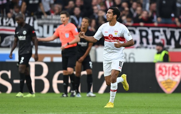 17.09.2022, xjhx, Fussball 1.Bundesliga, VfB Stuttgart - Eintracht Frankfurt emspor, v.l. Torjubel nach dem Tor zum celebrating the goal celebrate 1:2 durch Tiago Tomas VfB Stuttgart DFL/DFB REGULATIO ...