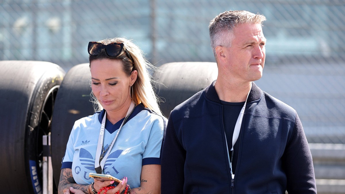 Cora Schumacher und Ralf Schumacher ehemaliger Rennfahrer beim DTM-Lauf auf dem N