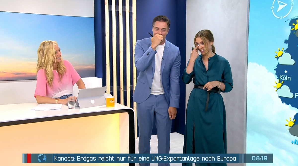 Auch Marco Schreyl musste sich einige Lachtränen wegwischen.