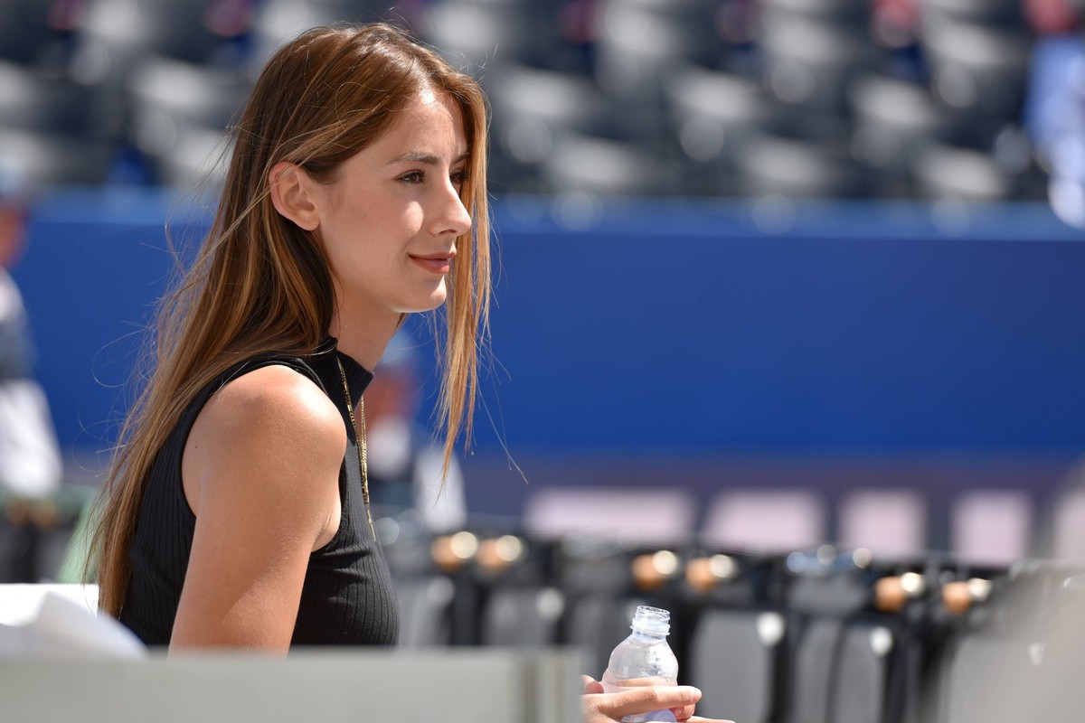 Adria Tour Zverev vs Petrovic - Zadar, Croatia 20.06.2020., Zadar, Croatia - Brenda Patea watching hers boyfriend Alexander Zverev match with Danilo Petrovic during Adria Tour tennis tournament. Dinox ...