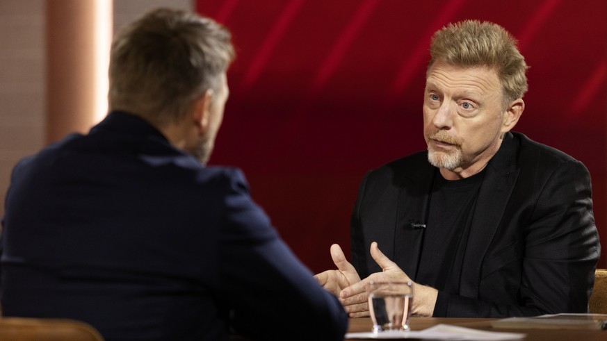 HANDOUT - 20.12.2022, -: Ex-Tennisstar Boris Becker beantwortet die Fragen von Moderator Steven Gätjen in einem Exklusiv-Interview, das in der Sendung «Sat.1 Spezial. Boris Becker» am Dienstag, 20.12. ...