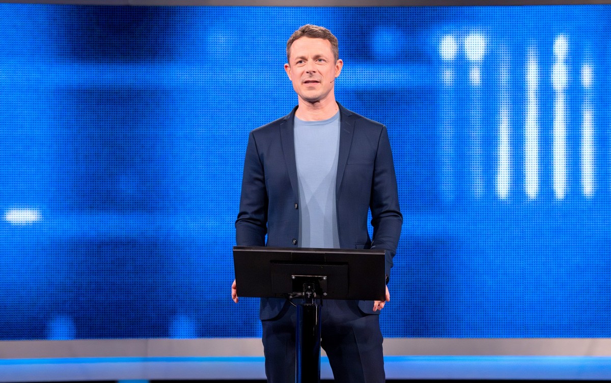 ARD GEFRAGT - GEJAGT FOLGE 778, "Radiospecial", am Freitag (14.06.24) um 18:00 Uhr im ERSTEN.
Jetzt wird aufgedreht! In zehn Ausgaben des Vorabendquiz‘ „Gefragt – Gejagt“ im Ersten treten be ...