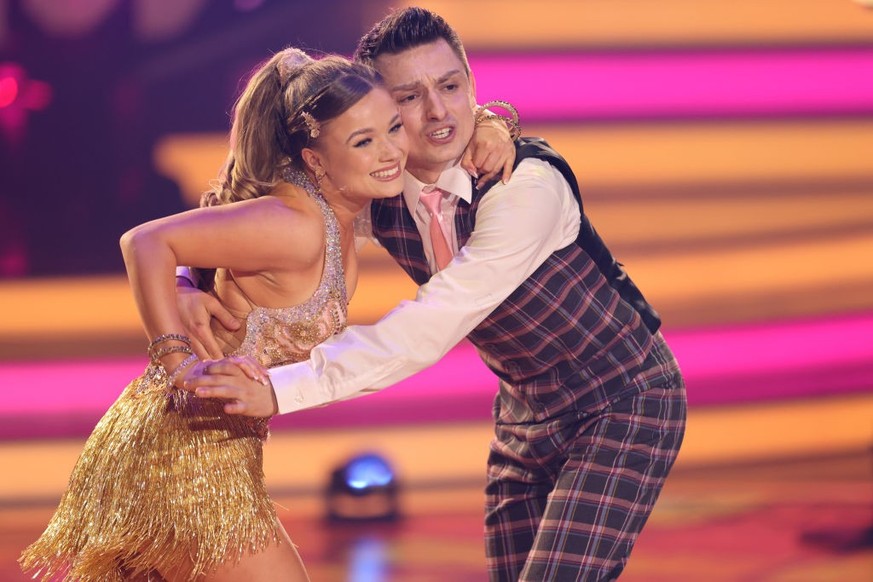 COLOGNE, GERMANY - APRIL 14: Julia Beautx and Zsolt Sándor Cseke dance on stage during the 7th Show of &quot;Let&#039;s Dance&quot; at MMC Studios on April 14, 2023 in Cologne, Germany. (Photo by Andr ...