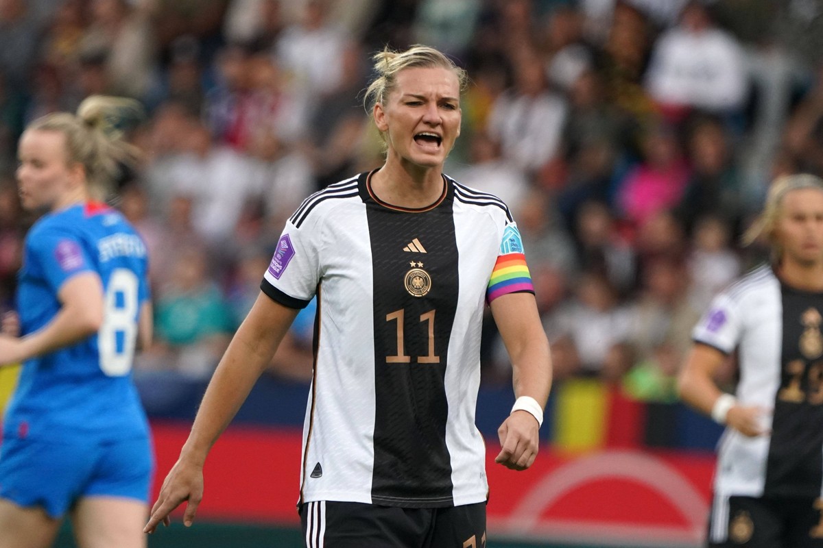 Nationalmannschaft Frauen, Women national team, Nationalteam Germany, Deutschland, Gruppe C, Spieltag 2, UEFA Nations League, Deutschland-Island, 26.09.2023, Vonovia-Ruhr-Station Bochum Alexandra Popp ...