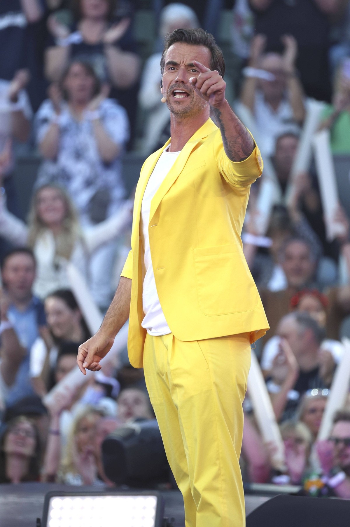 Florian Silbereisen in der ARD/ORF TV-Show Schlagerbooom Open Air - Die Stadionshow in Österreich live aus dem Stadion. Kitzbühel, 01.07.2023 *** Florian Silbereisen in the ARD ORF TV show Schlagerboo ...