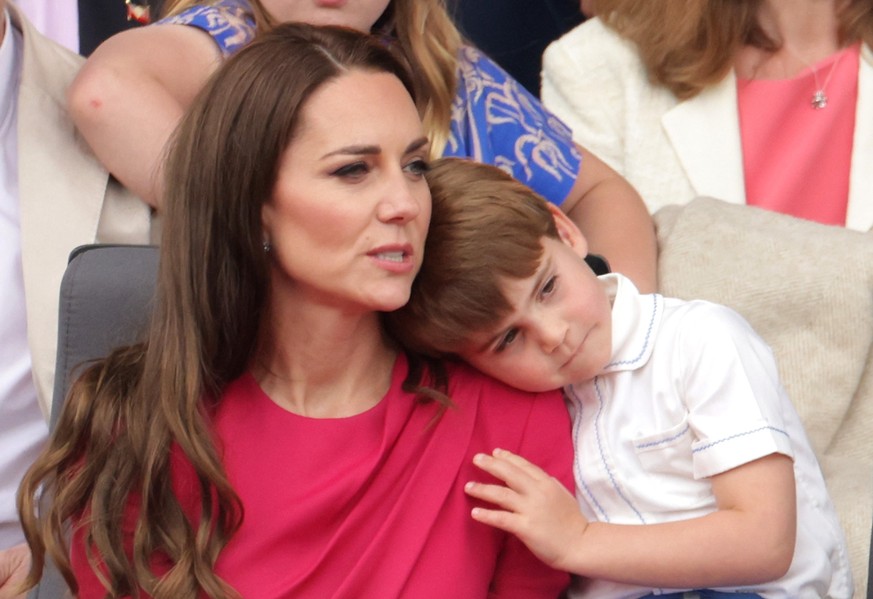 LONDON, ENGLAND - JUNE 05: Catherine, Duchess of Cambridge and Prince Louis of Cambridge watch the Platinum Jubilee Pageant from the Royal Box during the Platinum Jubilee Pageant on June 05, 2022 in L ...