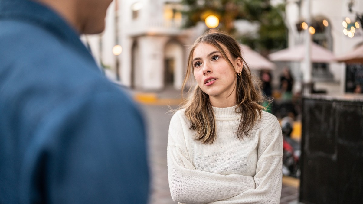 Optische Dating-No-Gos: Wann man sie ignoriert und wann man das Gespräch sucht