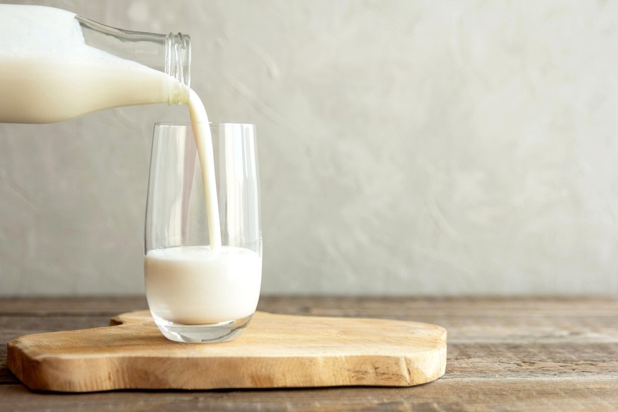 Ein Start-up aus Frankreich will eine Milchalternative produzieren, die eigentlich wie Kuhmilch ist.