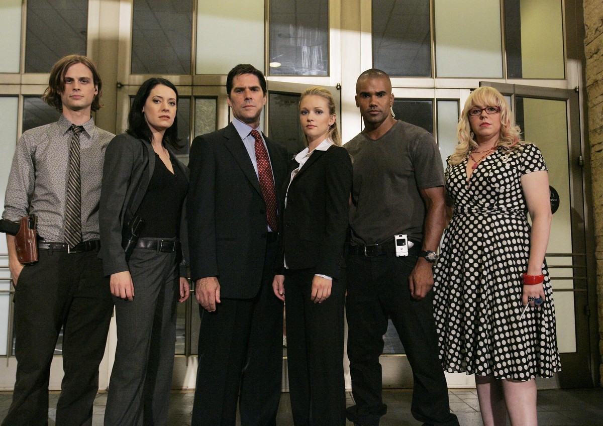 Matthew Gray Gubler, Paget Brewster, Thomas Gibson, A.J. Cook, Shemar Moore & Kirsten Vangsness Characters: Dr. Spencer Reid, Emily Prentiss, Aaron Hotchner, Jennifer Jareau, Derek Morgan, Penelop ...