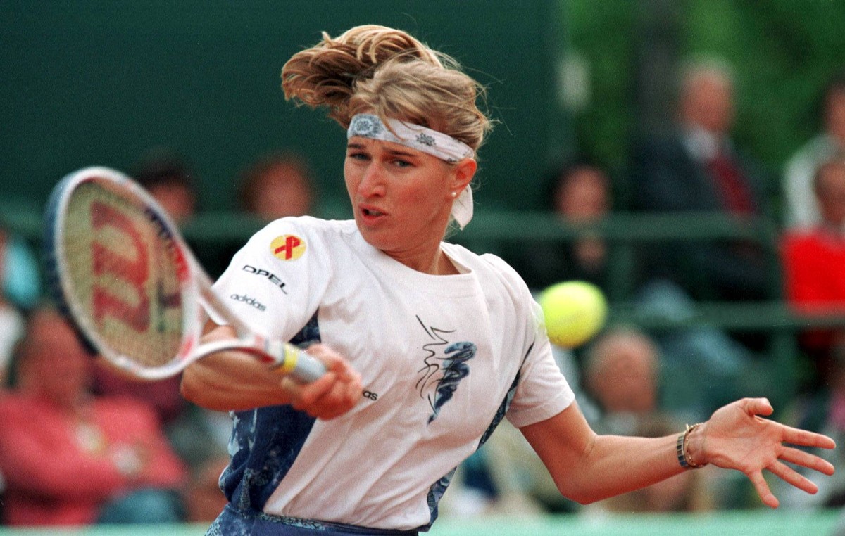 Steffi Graf mit Vorhand

Steffi Graf with Forehand