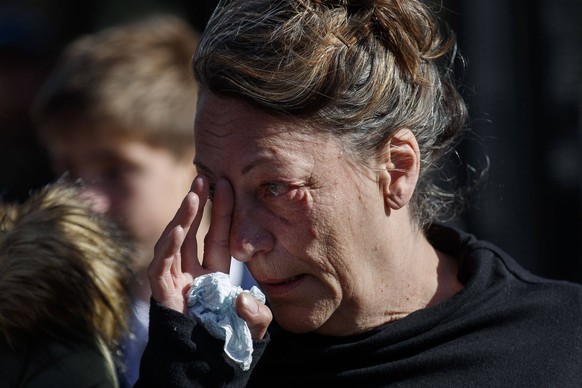 September 17, 2022, LONDON, UNITED KINGDOM: A lady reacts after visit the coffin of Britain s Queen Elizabeth at Westminster Hall in London, Britain, September 17, 2022 LONDON UNITED KINGDOM - ZUMAj32 ...