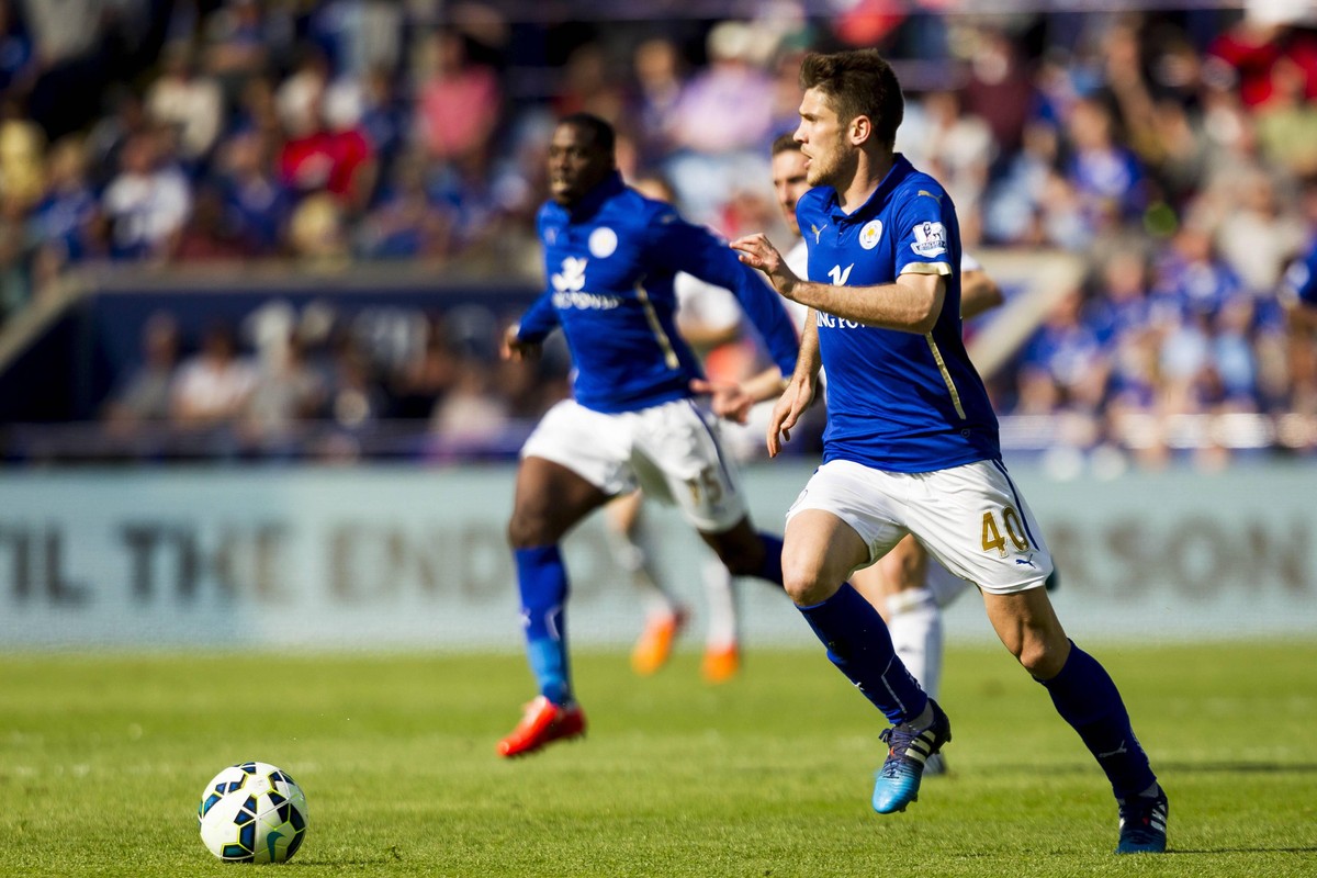 18.04.2015. Leicester, England. Barclays Premier League. Leicester versus Swansea. Andrej Kramaric (Leicester City) on the ball. xGrahamxWilsonx PUBLICATIONxINxGERxSUIxAUTxHUNxSWExNORxDENxFINxONLY Act ...
