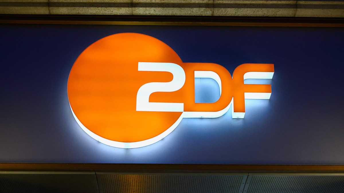 Economy And Business In Berlin ZDF logo in Berlin, Germany on November 9th, 2024. Berlin Germany PUBLICATIONxNOTxINxFRA Copyright: xBeataxZawrzelx originalFilename: zawrzel-economya241109_nph04.jpg