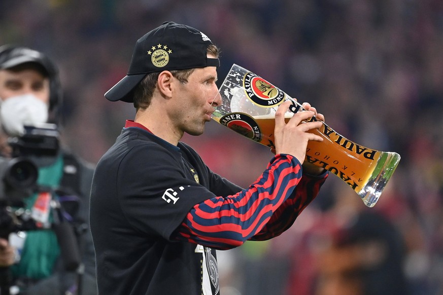 Bei der Meisterfeier der Bayern ist das Bier des Sponsors bereits Tradition.