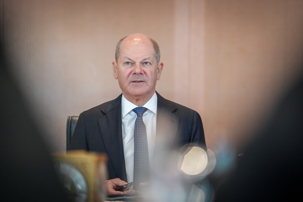 08.01.2025, Berlin: Bundeskanzler Olaf Scholz (SPD) nimmt an der Sitzung des Bundeskabinetts im Bundeskanzleramt teil. Foto: Kay Nietfeld/dpa +++ dpa-Bildfunk +++