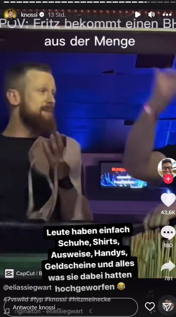 Fritz Meinecke freut sich über einen BH von einem Fan.