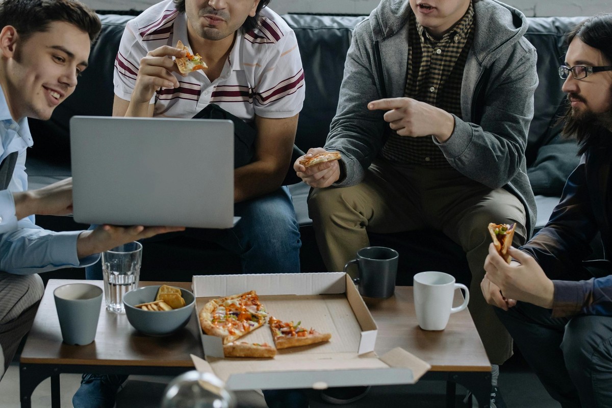 Fußball Spiel Fernseher Computer TV PC Büro Arbeit