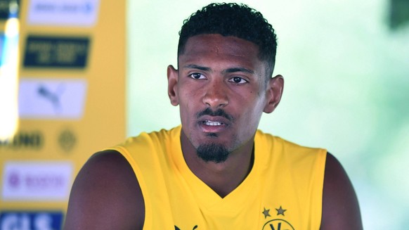 Haller kämpft gegen bösartigen Tumor Laut heutiger Pressemitteilung von Borussia Dortmund kämpft Stürmer Sebastien Haller gegen einen bösartigen Tumor. Der histologische Befund ergab einen bösartigen  ...