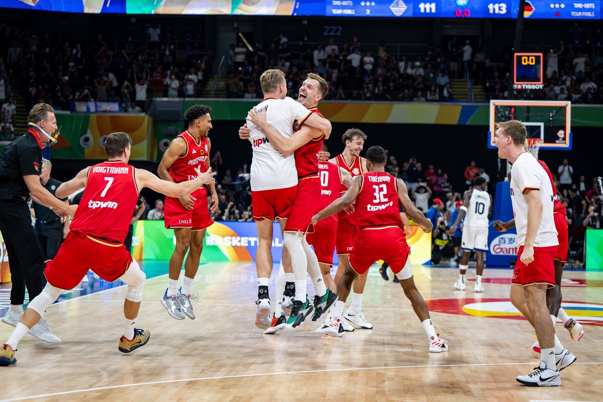 Basketball Manila Pasay 08.09.2023 FIBA Basketball World Cup 2023 Weltmeisterschaft der M�nner Halbfinale Vereinigte Staaten von Amerika USA - Deutschland GER Deutschland gewinnt mit 113 - 111 und zie ...
