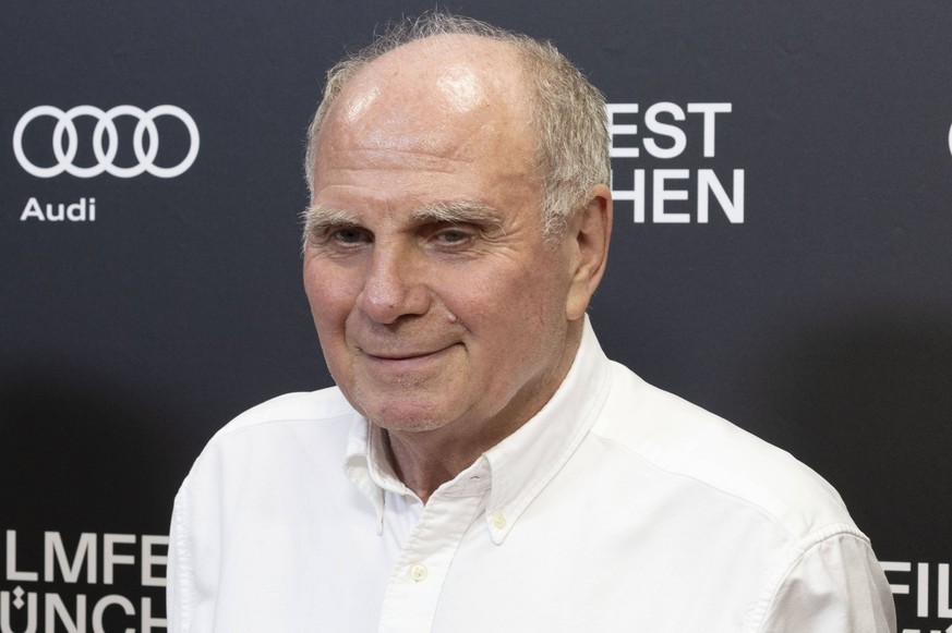 Uli Hoeneß bei der Premiere der RTL Serie Gute Freunde - Der Aufstieg des FC Bayern auf dem 40. Filmfest München 2023 im Gloria Filmpalast. München, 26.06.2023 *** Uli Hoeneß at the premiere of the RT ...