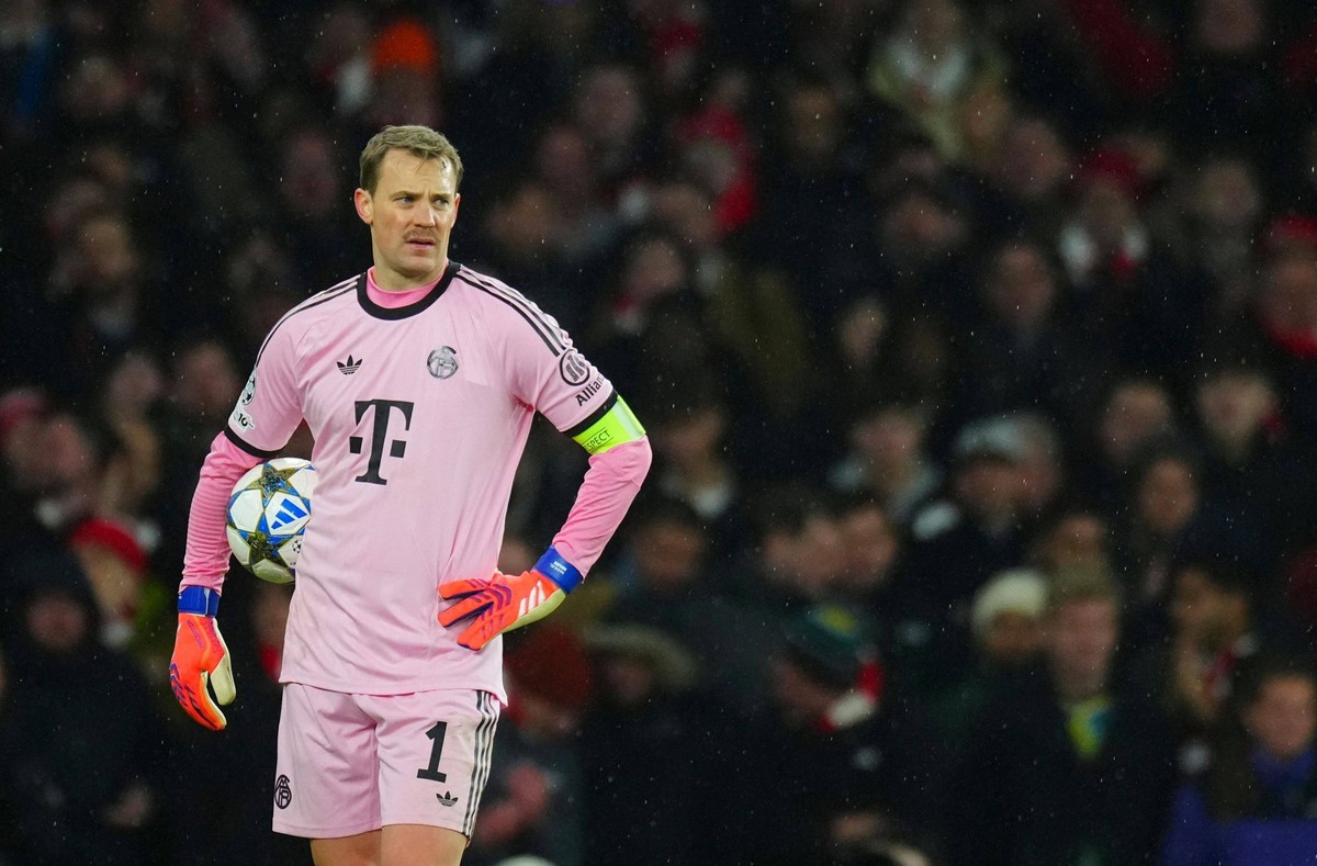 Bayern Munich Goalkeeper Manuel Neuer Arsenal v Bayern Munich, UEFA Champions League, Group Stage, Football, Emirates Stadium, London, UK- 26 Nov 2025London Emirates Stadium United Kingdom EDITORIAL U ...