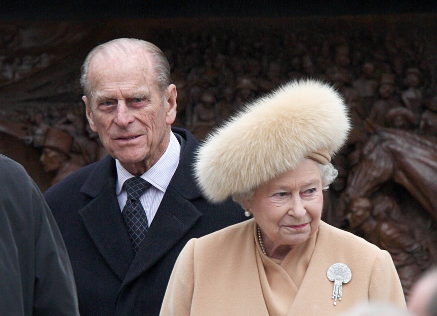 24-02-2009 London Queen Elizabeth, Prince Philip, Duke of Edinburgh attended the unveiling of the Memorial to Queen Elizabeth The Queen Mother in The Mall, London. The Queen Mother died in 2002 at the ...