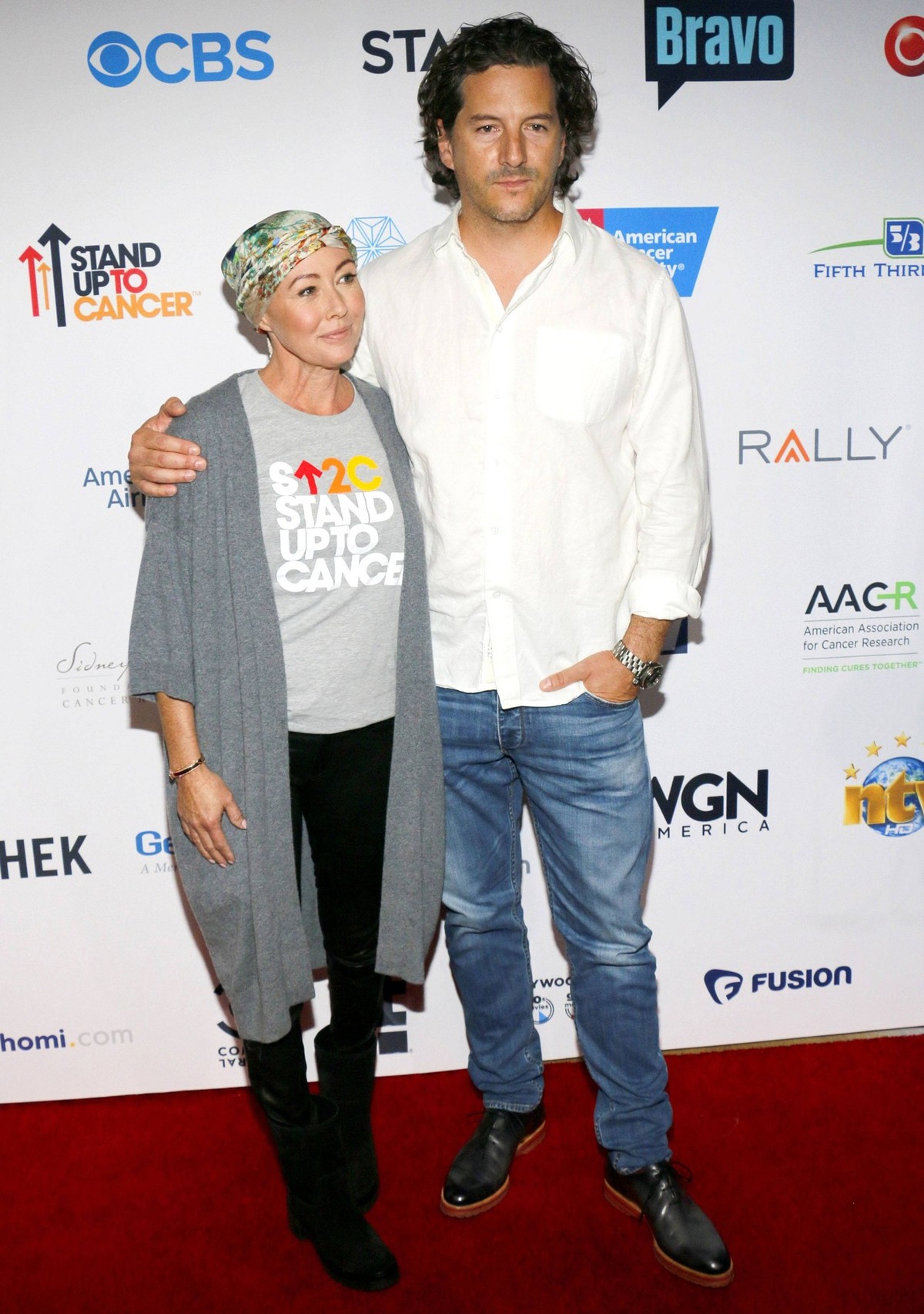 Shannen Doherty, die an Krebs erkrankte Schauspielerin mit ihrem Ehemann beim Hollywood Unites For The 5th Biennial Stand Up To Cancer (SU2C) Event am 9.09.2016 in Los Angeles Hollywood Unites For The ...