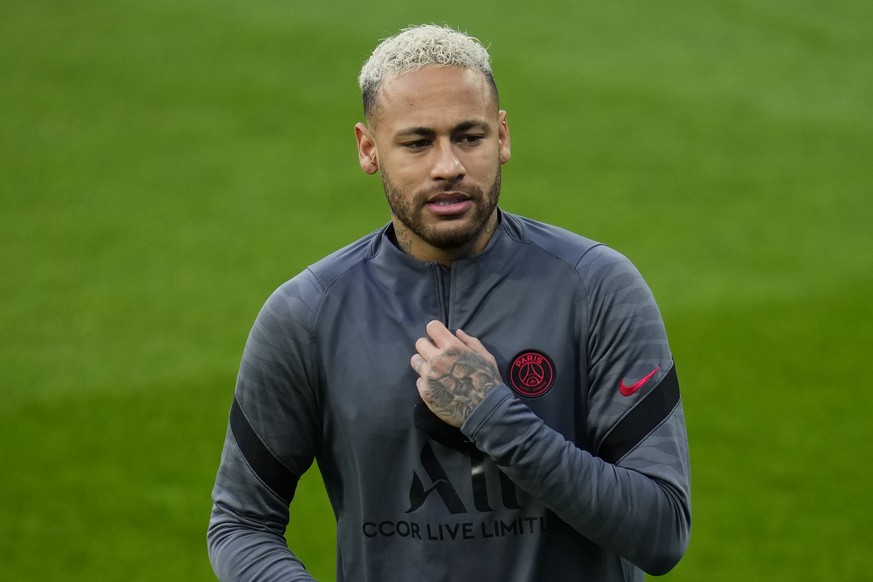 PSG&#039;s Neymar attends a training session at the Bernabeu stadium in Madrid, Spain, Tuesday, March 8, 2022. Real Madrid will play its Champions League soccer match against Paris Saint-Germain on We ...