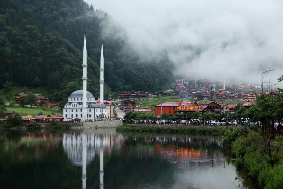 July 23, 2021, Uzungol, Trabzon, Turkey: Trabzon, Turkey. 23 July 2021. The Uzungol mosque on the edge of the homonymous lake on the south of Trabzon, a city on the Black Sea coast in northeastern Tur ...
