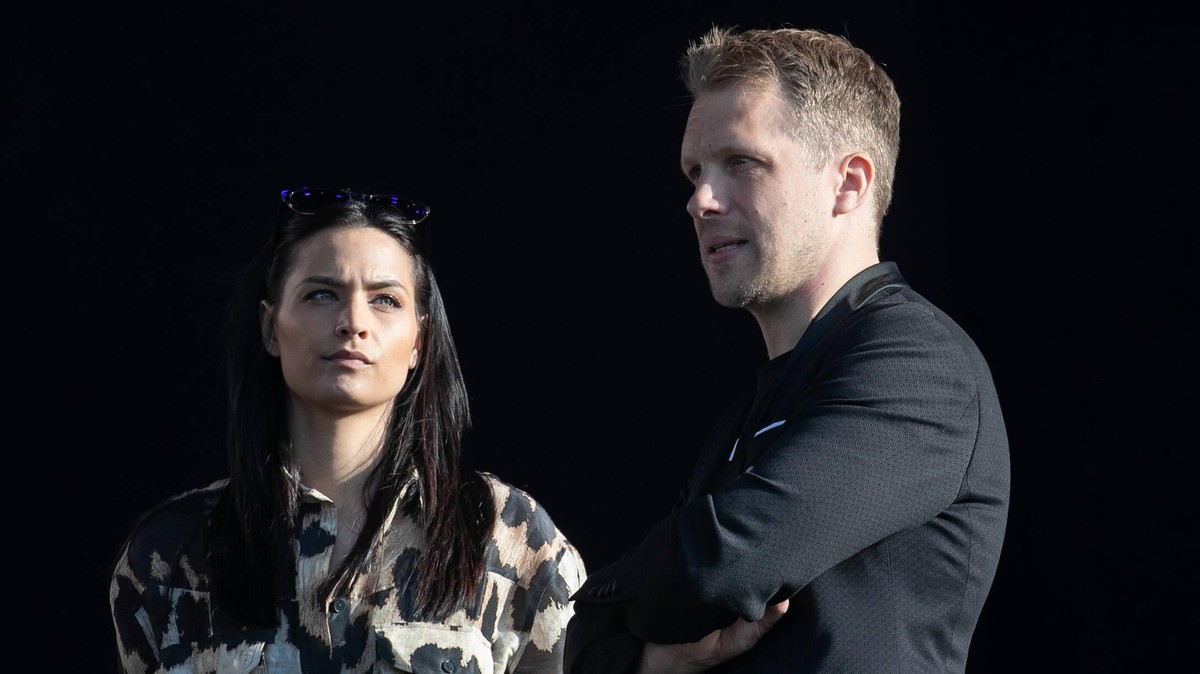 Hannover, 07.05.2020, Hannover Concerts startet Veranstaltungsprogramm , Autokultur, in Zeiten von Corona. Bühne nach dem Vorbild eines Autokinos, die Pochers hier, Amira und Oliver Pocher, *** Hannov ...