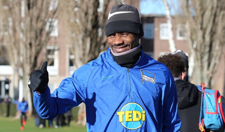 Salomon Kalou beim Training von Hertha BSC auf dem Olympiagelaende 2020 fußball live spiele abo