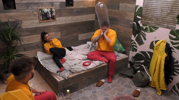 Die "Dschungelshow"-Kandidaten mussten sich die Zeit in Tiny Houses vertreiben.