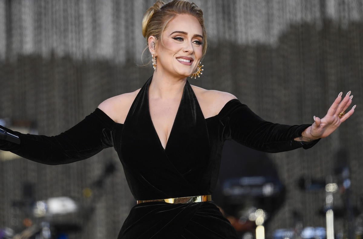 LONDON, ENGLAND - JULY 01: Adele performs on stage as American Express present BST Hyde Park in Hyde Park on July 01, 2022 in London, England. (Photo by Gareth Cattermole/Getty Images for Adele)