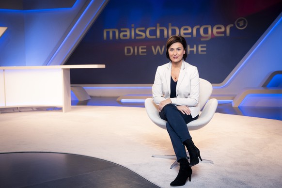 Sandra Maischberger, Journalistin, Autorin, Fernsehmoderatorin, Maischberger - die Woche, WDR, Koeln, 02.12.2020, pictures taken by Stephan Pick / Weiterer Text