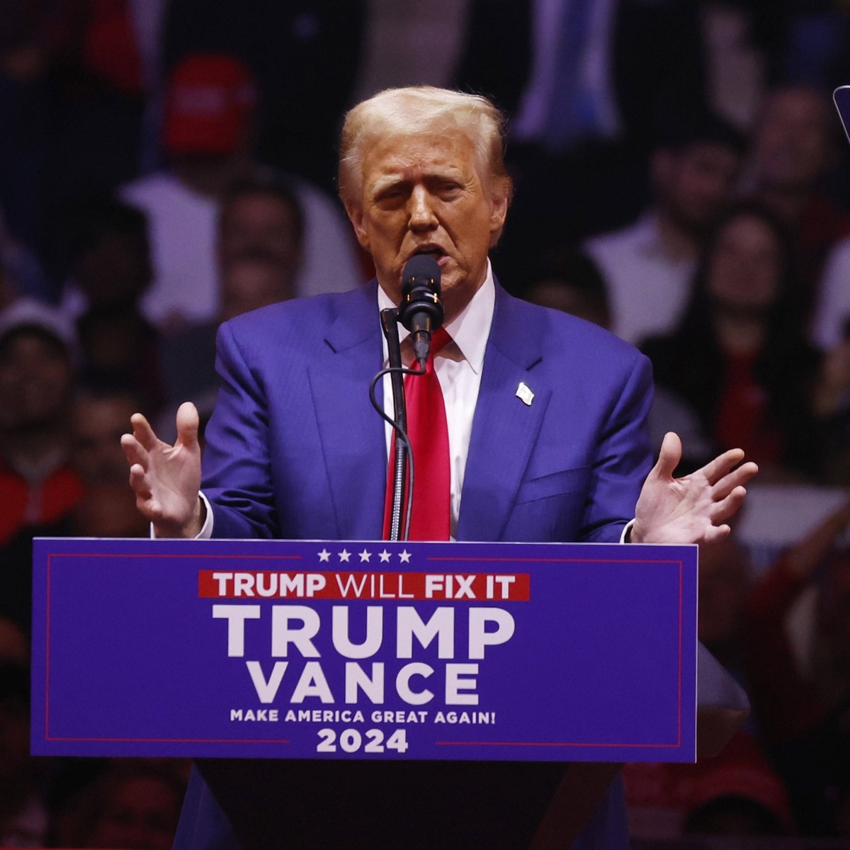 Republican Nominee and former President of the United States Donald J. Trump speaks at a rally at Madison Square Garden in New York City on Sunday, October 27, 2024. PUBLICATIONxINxGERxSUIxAUTxHUNxONL ...