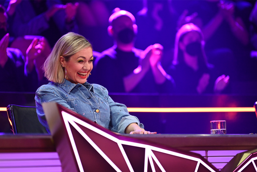 Ruth Moschner ist bei "The Masked Singer" ganz in ihrem Element.