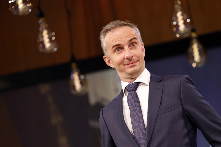 Jan Böhmermann bei der Verleihung des Hanns-Joachim-Friedrichs-Preises 2021 im WDR Funkhaus. Köln, 04.11.2021