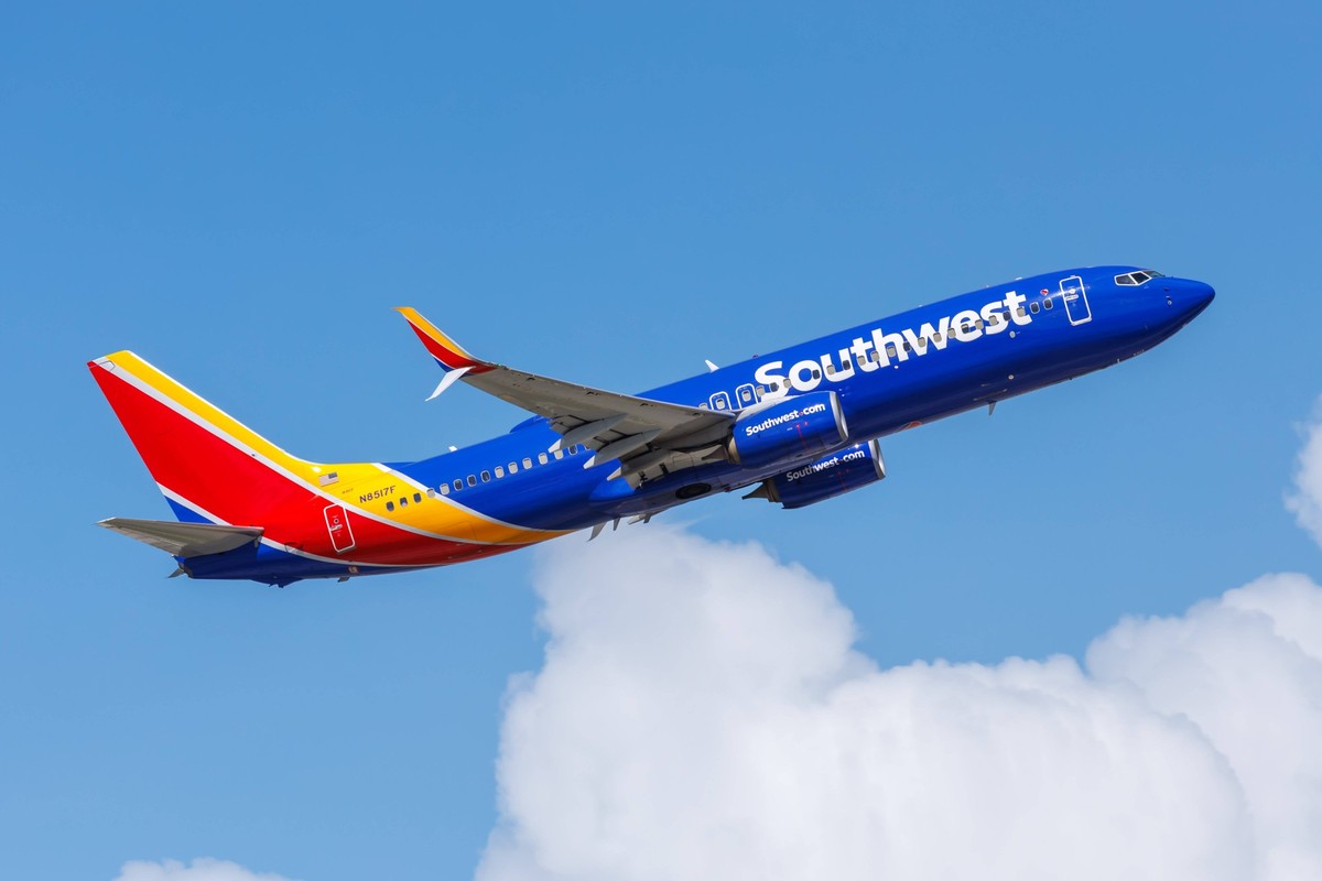 Southwest Airlines Boeing 737-800 Flugzeug Flughafen Fort Lauderdale in den USA Fort Lauderdale, USA - 20. Oktober 2024: Ein Boeing 737-800 Flugzeug der Southwest Airlines mit dem Kennzeichen N8517F a ...