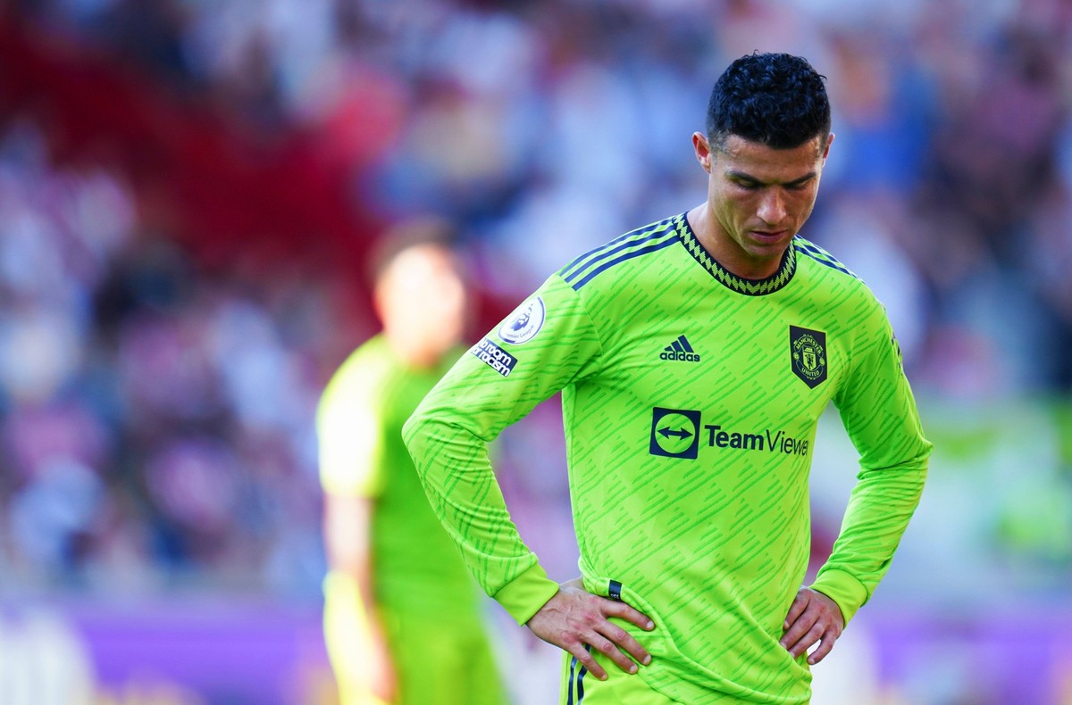 Sport Bilder des Tages Mandatory Credit: Photo by Javier Garcia/Shutterstock 13079041bp Cristiano Ronaldo of Manchester United, ManU Brentford v Manchester United, Premier League, Football, Brentford  ...