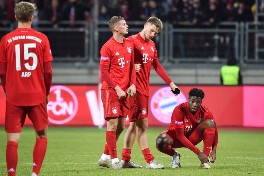 v.li: Jann Fiete ARP Bayern Muenchen, Michael CUISANCE Bayern Muenchen, Lars Lukas MAI Bayern Muenchen, Bright ARREY MBI FCB, enttaeuscht,frustriert,niedergeschlagen, Aktion. Testspiel 1.FC Nuenrberg- ...