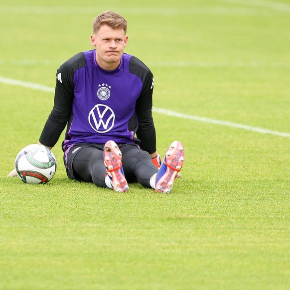 08.09.2024, Düsseldorf, Fußball, öffentliches Training der DFB Nationalmannschaft Deutschland, Paul-Janes-Stadion: Torwart Alexander Nübel GER 21 DFB regulations prohibit any use of photographs as ima ...
