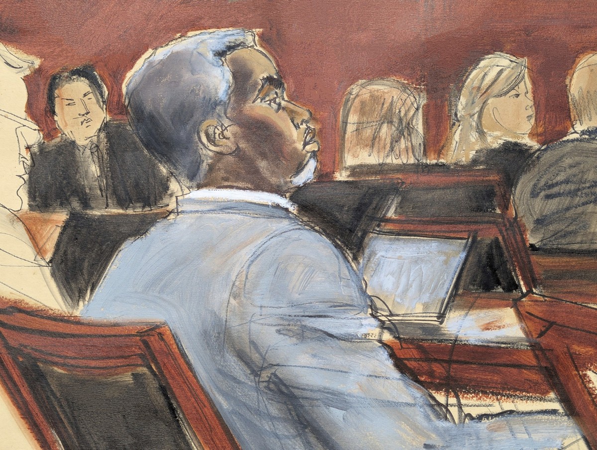 12.05.2025, USA, New York: Die Gerichtszeichnung zeigt Sean "Diddy" Combs, der den Eröffnungsplädoyers am ersten Verhandlungstag vor dem Bundesgericht in Manhattan zuhört. Der Rapper steht w ...