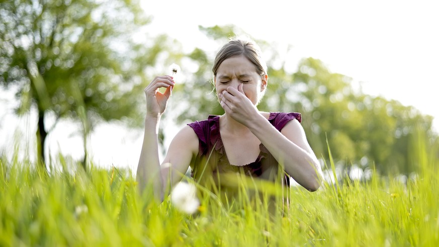 Frau Heuschnupfen Allergie