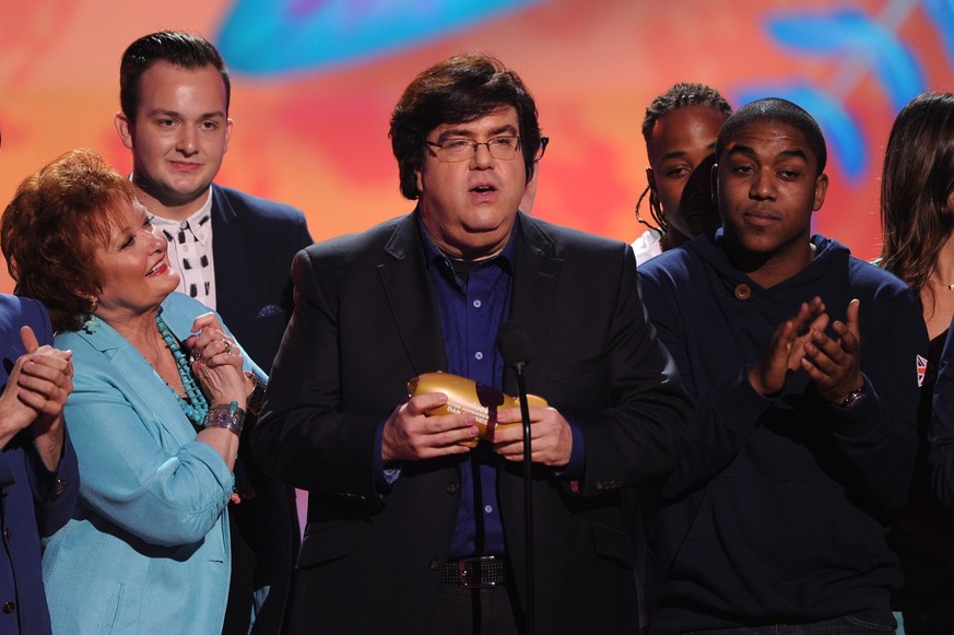 LOS ANGELES, CA - MARCH 29: Writer/producer Dan Schneider (C) accepts the Lifetime Achievement Award onstage with actors Maree Cheatham and Christopher Massey onstage during Nickelodeon&#039;s 27th An ...