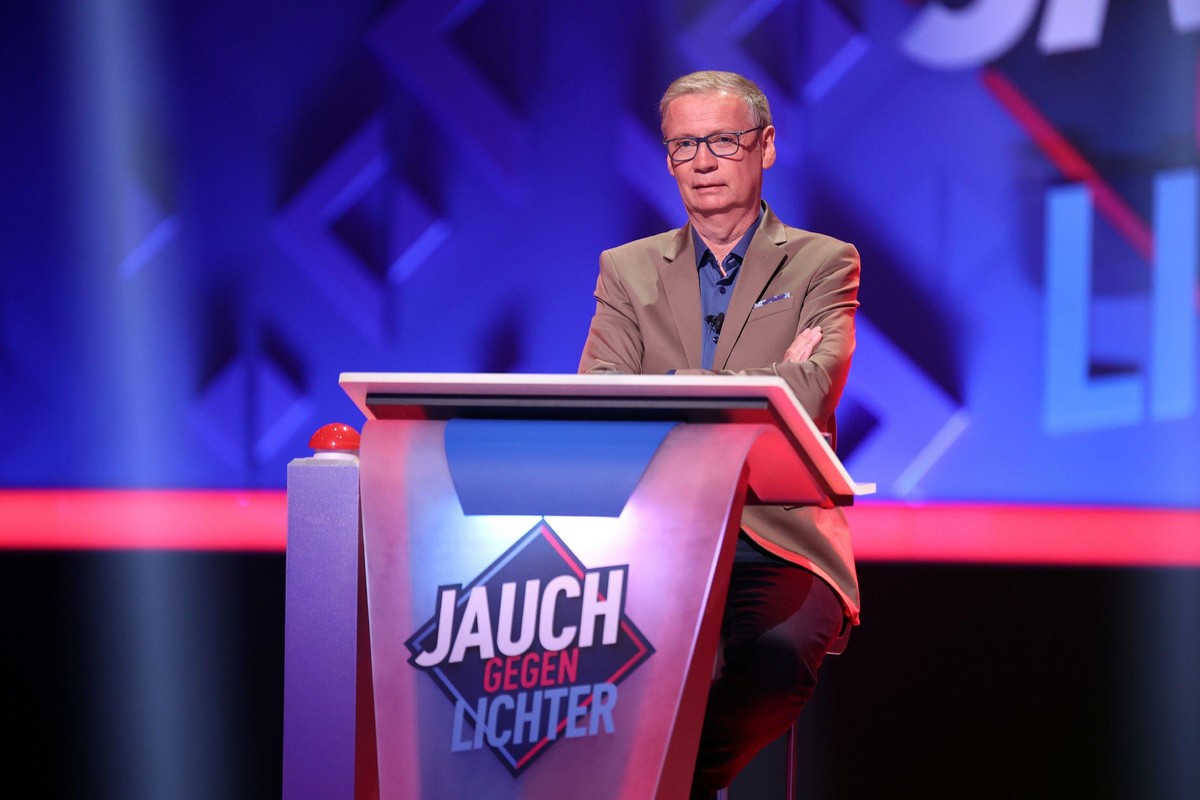 G�nther Jauch spielt in verschiedenen Duellen allein gegen seinen Herausforderer.

Die Verwendung des sendungsbezogenen Materials ist nur mit dem Hinweis und Verlinkung auf RTL+ gestattet.