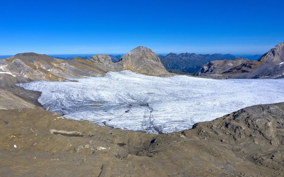 Plateaugletscher Plaine Morte am Fuss des Gipfels Gletscherhore, Berner Alpen, Schweiz, Crans-Montana Plaine Morte Glacier beneath the Gletscherhore peak, Bernese Alps, Switzerland, Crans-Montana BLWS ...