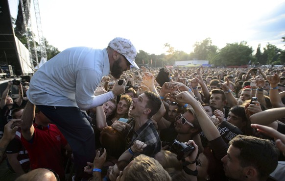 Singer of American band Limp Bizkit Fred Durst is seen during a concert within the festival Aerodrome in Prague, Czech Republic, June 17, 2014. (CTKxPhoto/MichalxKamaryt) CTKPhotoOF201406171235801 PUB ...