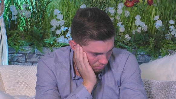 Titel: Promi Big Brother
Vom 9. bis 23. August 2019 in SAT.1
Motiv: Joey ist traurig: Die Zeltplatzbewohner sind sauer auf ihn und er weiss nicht warum.
Credit © SAT.1
Rechtehinweis: Dieses Bild ...